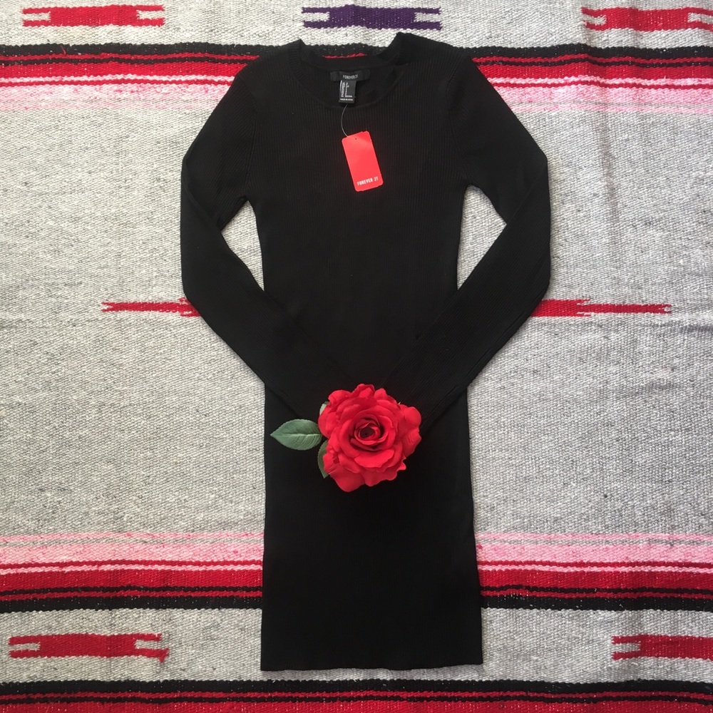 FOREVER 21 | BLACK RIBBED KNIT MINI DRESS